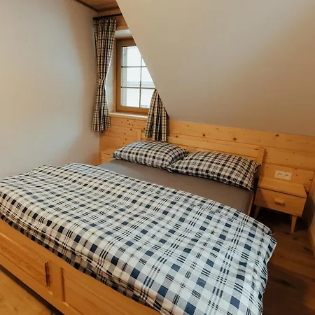 Pod Mnichom Alpesi faház Terhely