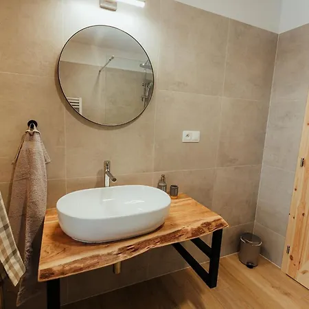 Alpesi faház Pod Mnichom *